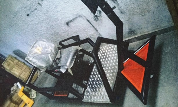 Feeder for Plastic Moulding Machine Supplier Haryana